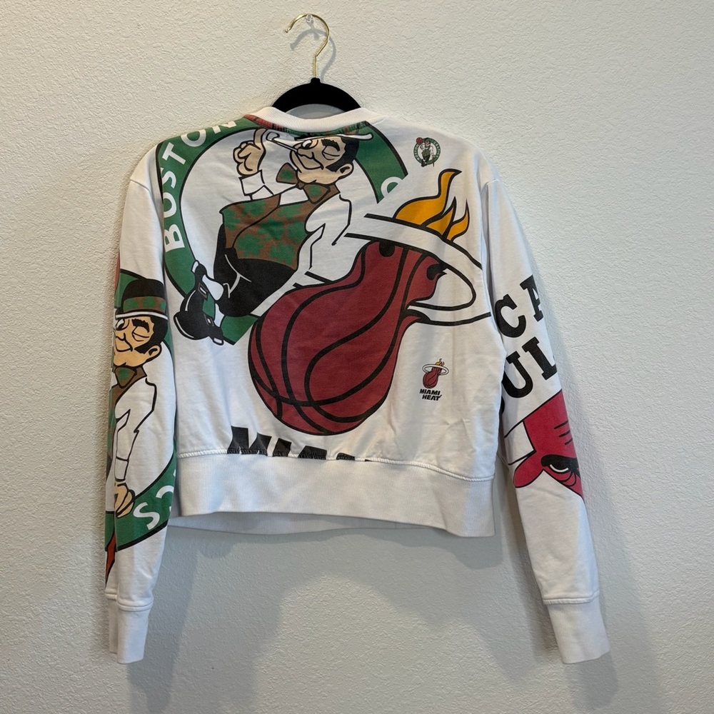 NBA Exclusive Cropped Sweatshirt Chicago Bulls Lakers Celtics Graphic Large - Picture 8 of 10